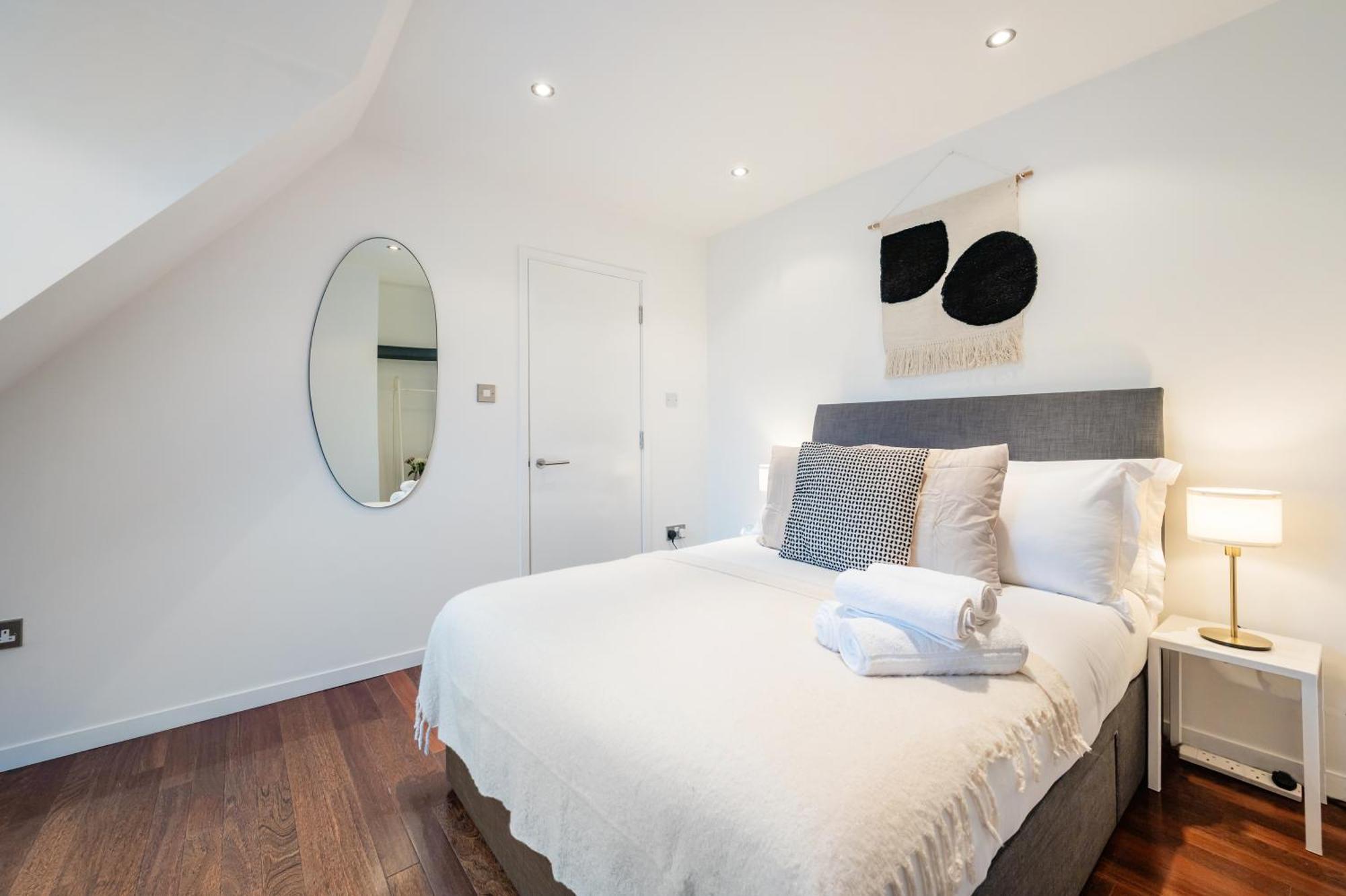 Huge & Central 3 Bedr, 4 Beds, Covent Gdn 伦敦 外观 照片
