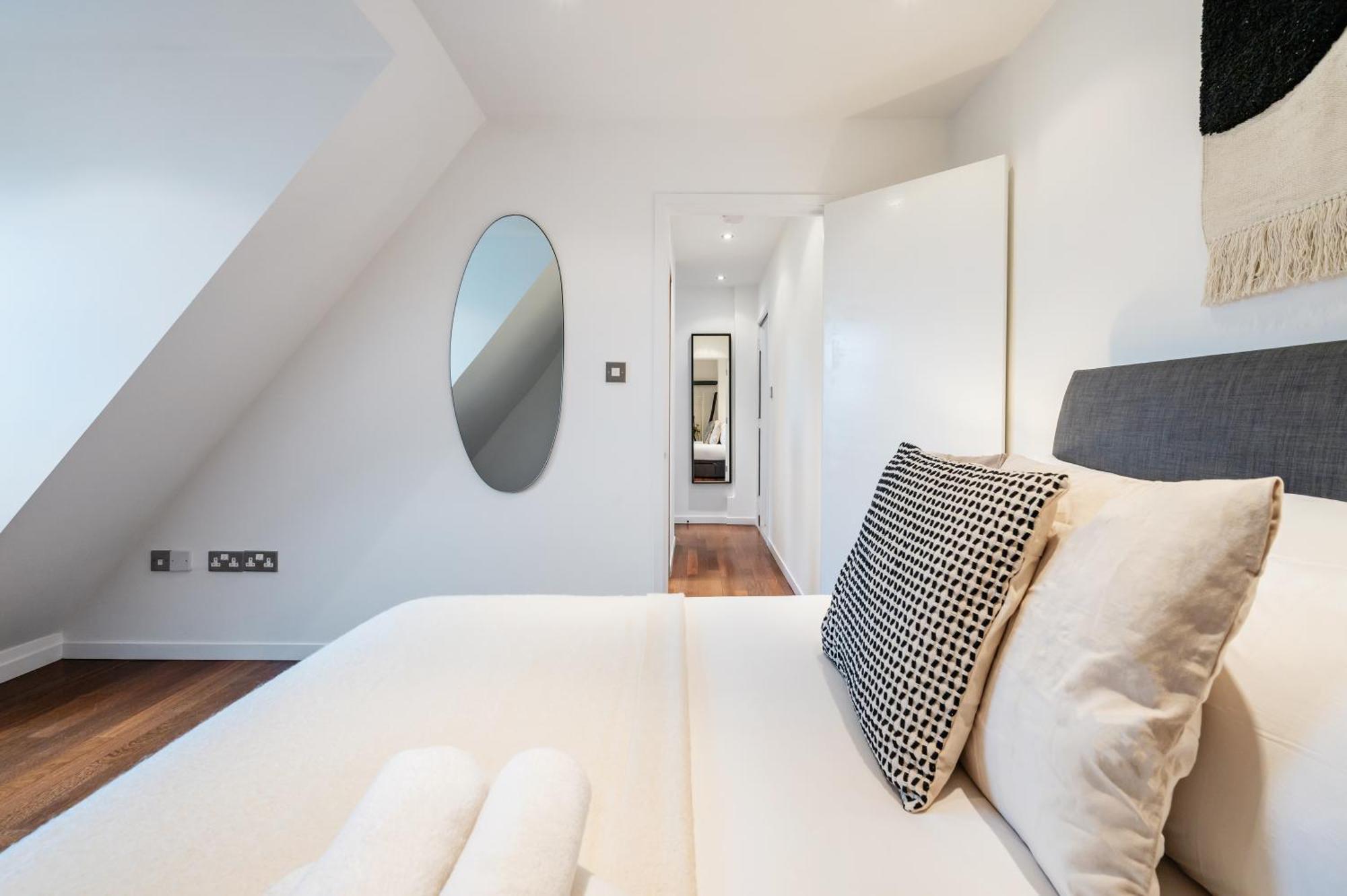 Huge & Central 3 Bedr, 4 Beds, Covent Gdn 伦敦 外观 照片